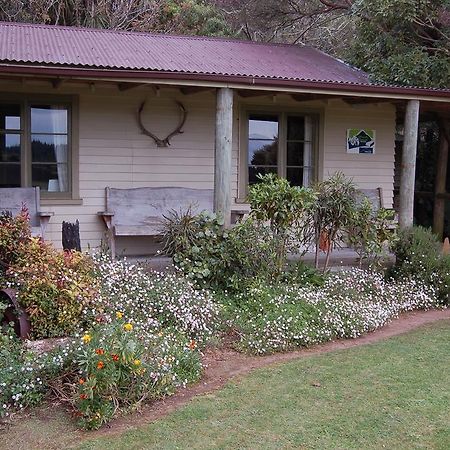 Wheatly Downs Farmstay And Backpackers Hawera Kültér fotó