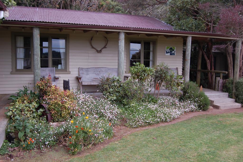 Wheatly Downs Farmstay And Backpackers Hawera Kültér fotó