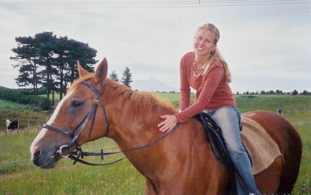 Wheatly Downs Farmstay And Backpackers Hawera Kültér fotó